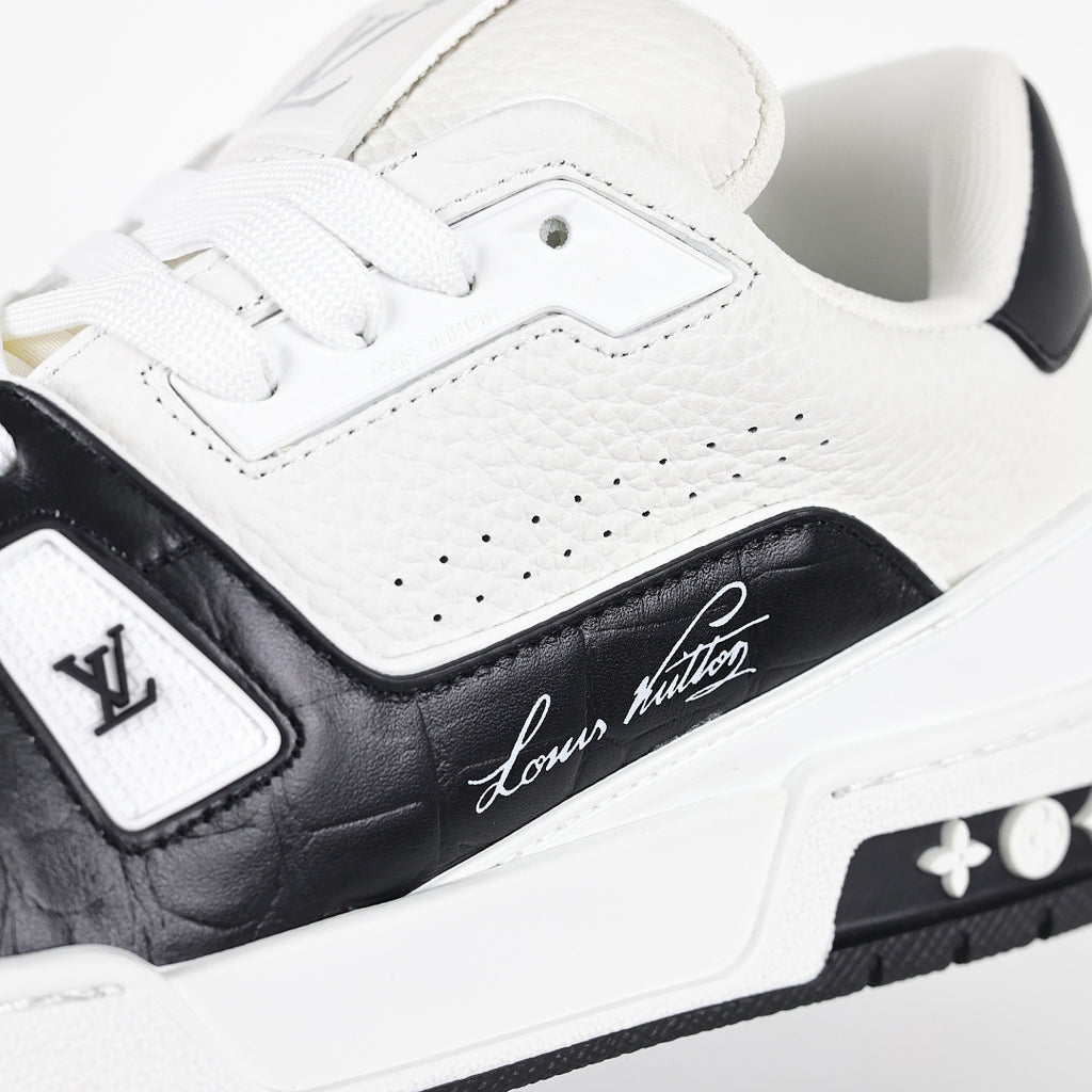 Louis Vuitton LV Trainer Sneaker - White & Black