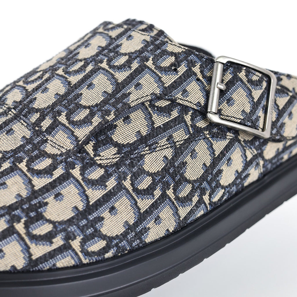 Dior Aqua Oblique Mule – Beige & Black