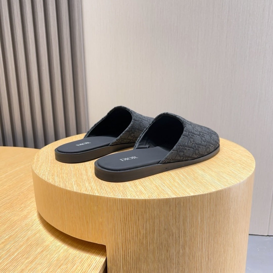 Dior Oblique Slip-On Mules – Black