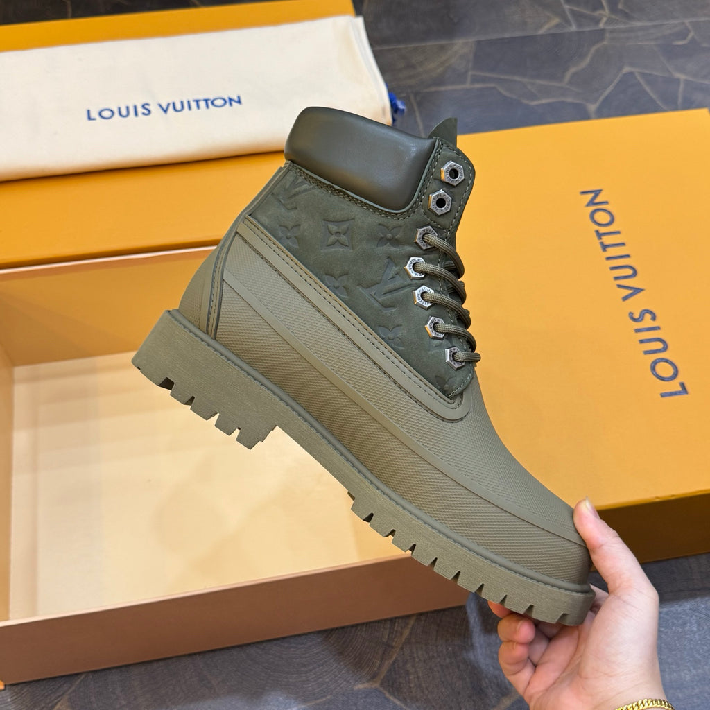 Louis Vuitton × Timberland Yellow Boots | Classic Workwear | Embossed Monogram | Waterproof & Lug Sole