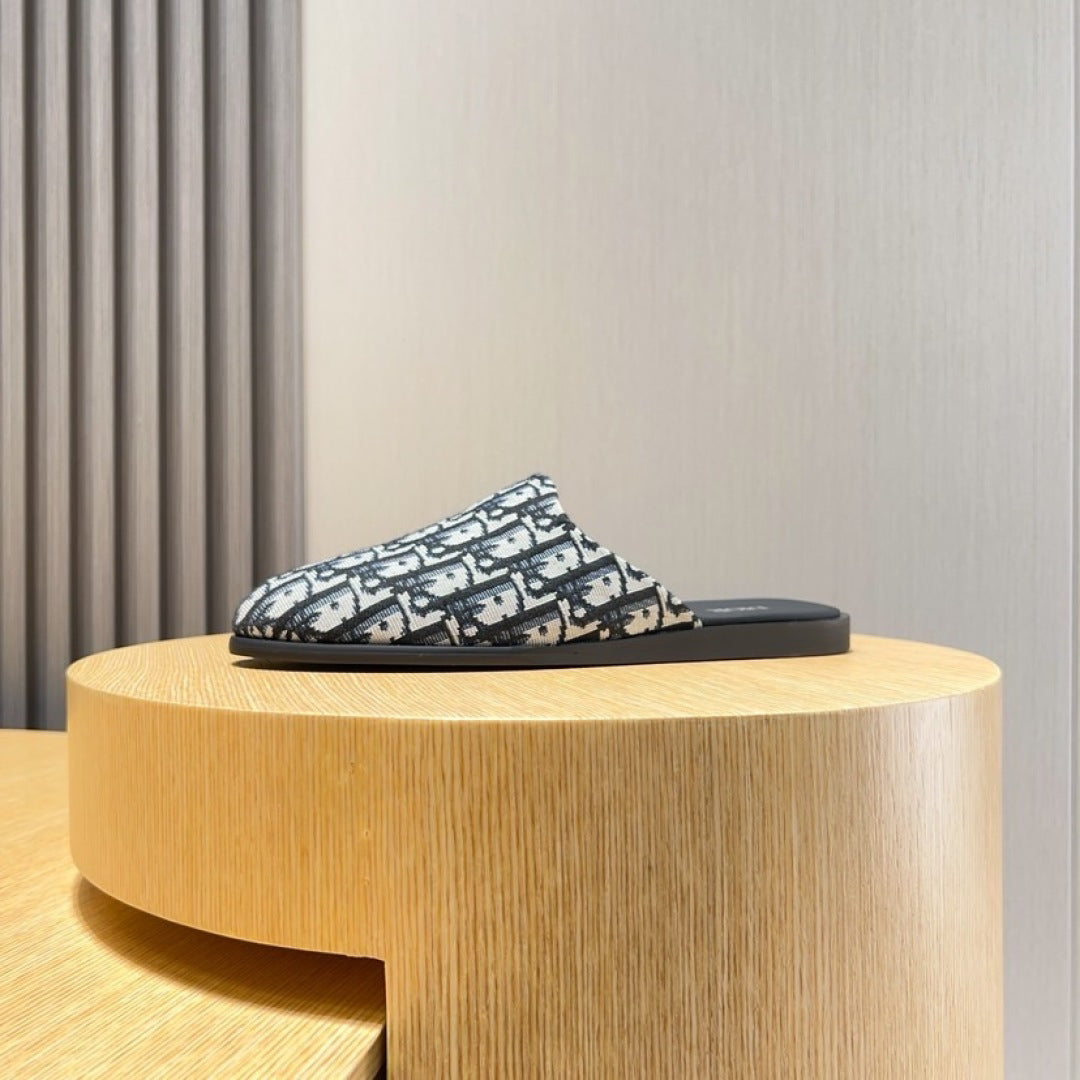 Dior Oblique Slip-On Mules – Grey & Black