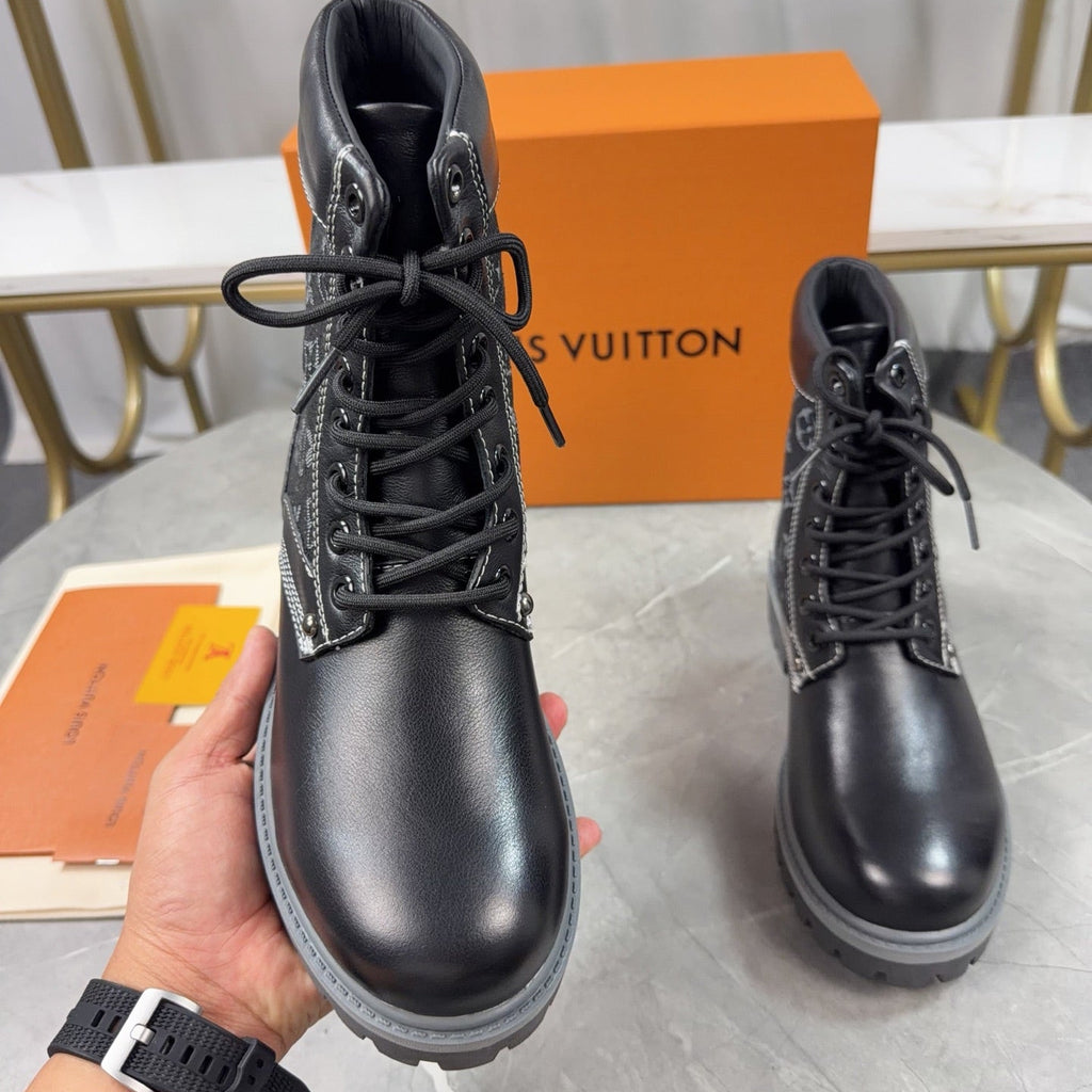 Louis Vuitton LV Trail Sneaker Dark Grey | White Monogram Flower
