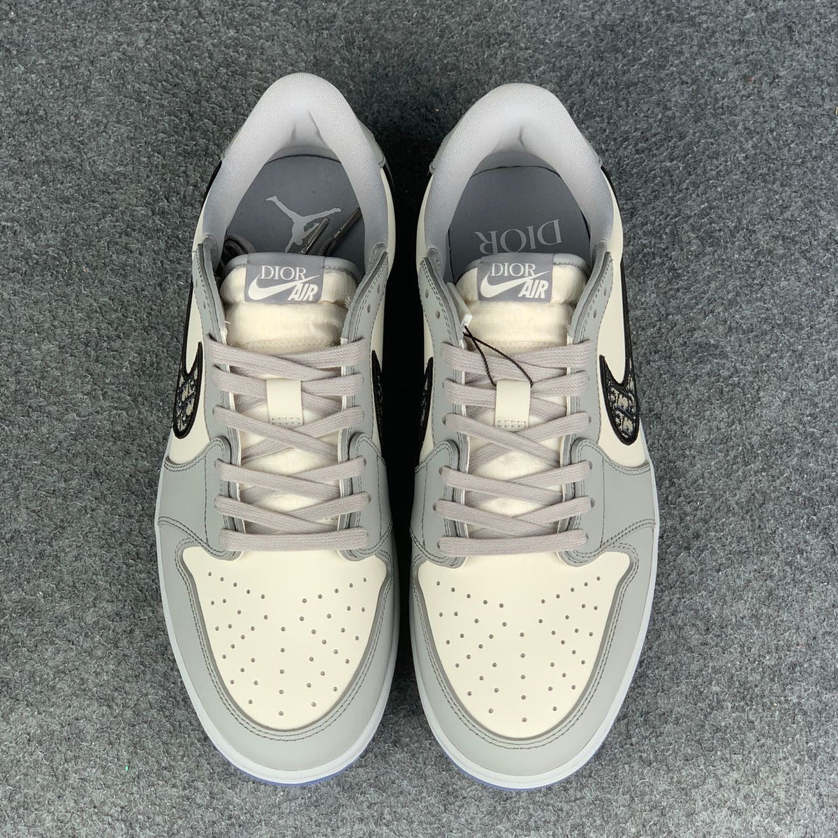 Air Jordan 1 Low OG × Dior | Beige & White
