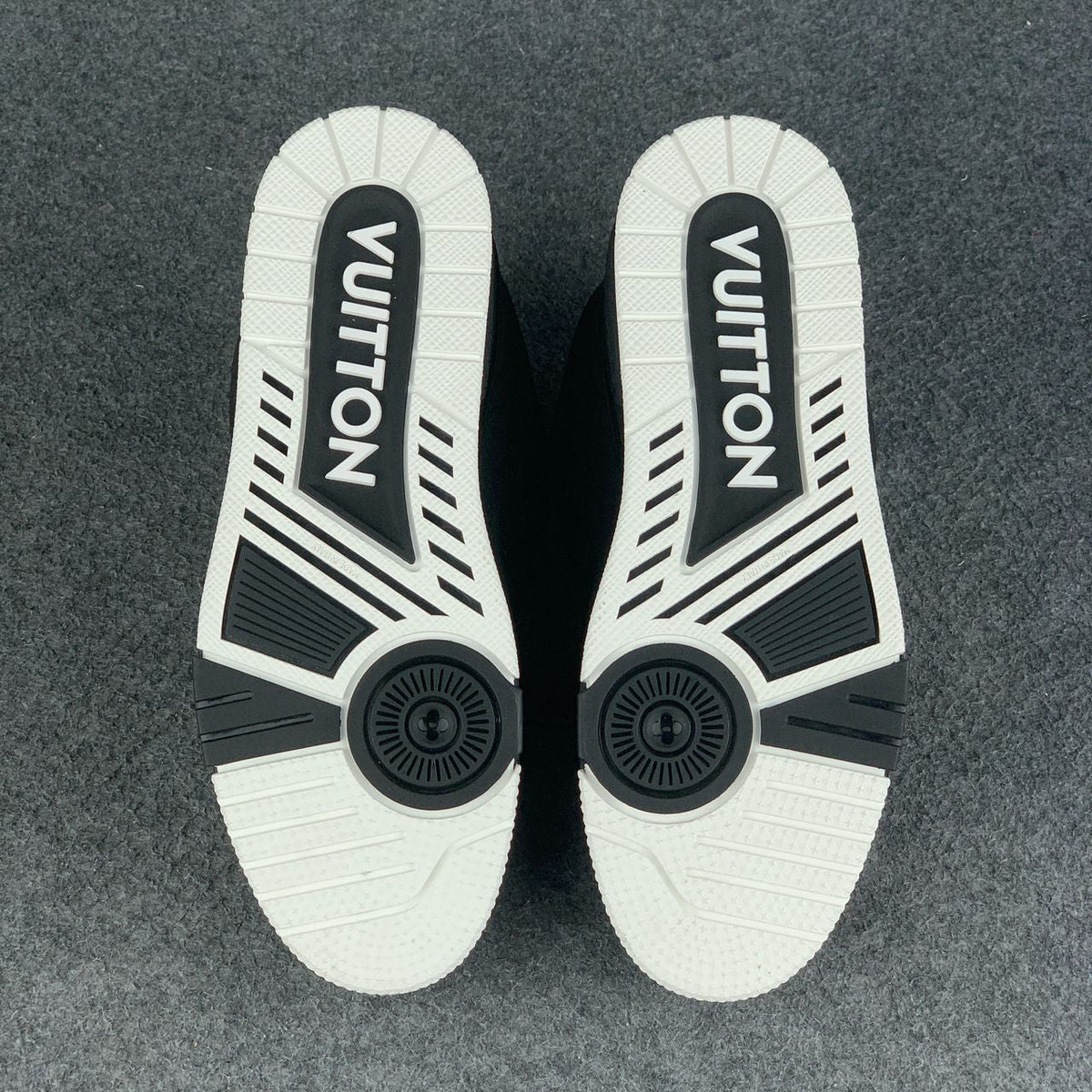 Louis Vuitton LV Skate Sneaker – Black/White