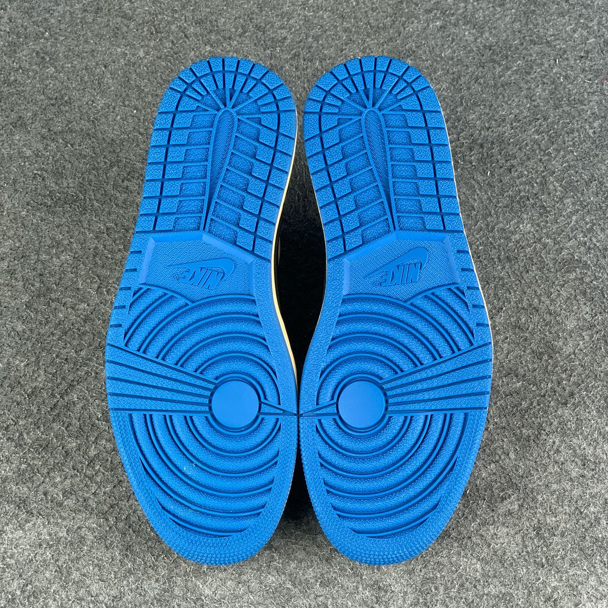 Air Jordan 1 Low OG SP – Travis Scott x Fragment Design | Royal Blue & Sail