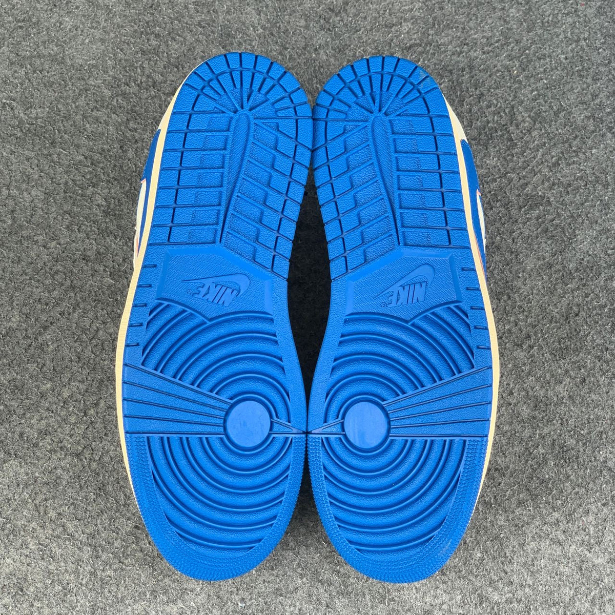 Air Jordan 1 Low OG SP – Travis Scott | Sail & Military Blue