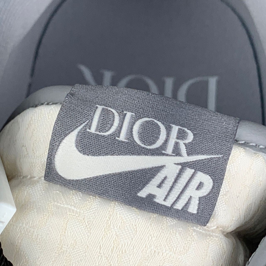 Air Jordan 1 Low OG × Dior | Beige & White