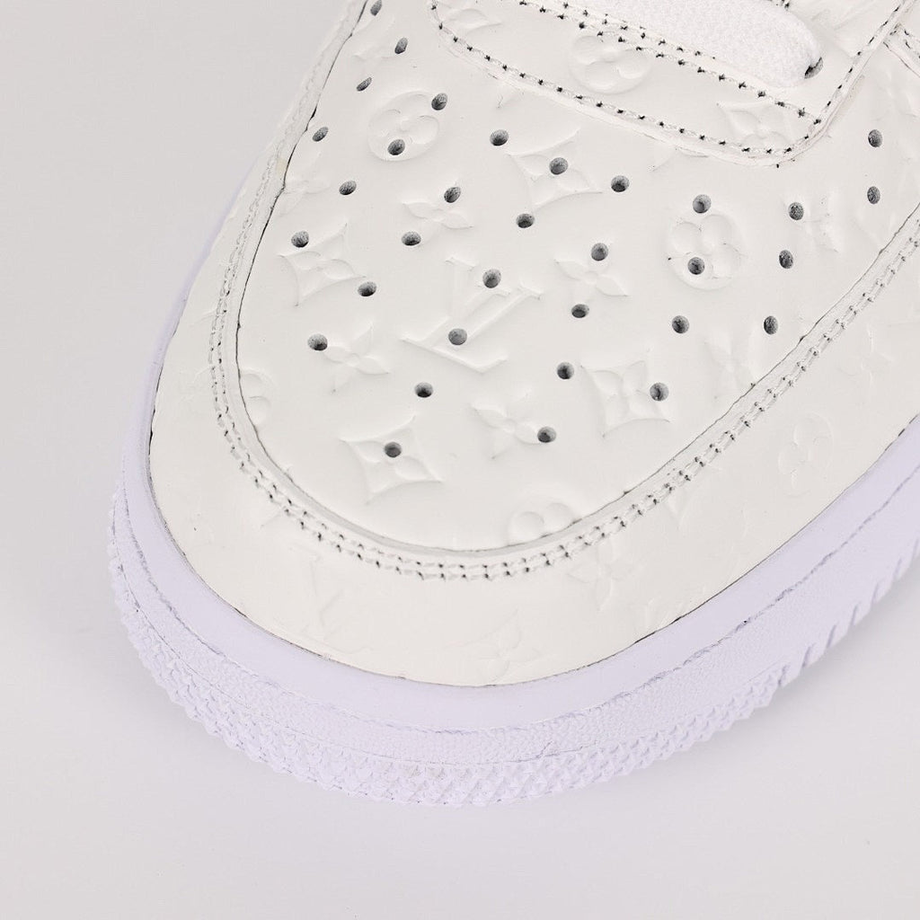 Louis Vuitton x Nike Air Force 1 Sneaker 033 - view 5
